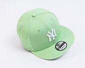 Kšiltovka New Era 9FIFTY MLB League Essential New York Yankees Bright Green / White
