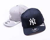 Kšiltovka New Era - MLB Perform 9SEVENTY Stretch-Snap - NY Yankees - Team Color