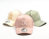 Kšiltovka New Era - MLB Outline 9FORTY A-Frame Trucker - NY Yankees - Pink Rouge / White