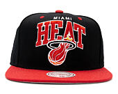Kšiltovka Mitchell & Ness Team Arch Miami Heat Black Snapback