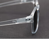 Sluneční Brýle Oakley Latch SQ Matte Clear / Dark Grey - OO9353-07