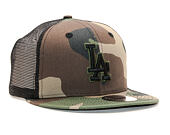 Kšiltovka New Era 9FIFTY Trucker Los Angeles Dodgers Essential Woodland Camo/Black Snapback
