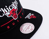 Kšiltovka Mitchell & Ness Chicago Bulls INTL294 Double Double Snapback