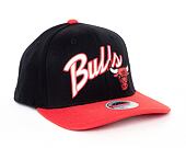 Kšiltovka Mitchell & Ness Chicago Bulls Arched Script 2 Tone 110 Snapback Black / Red