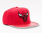 Kšiltovka Mitchell & Ness Chicago Bulls Day 3 Snapback Red / White