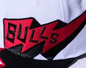 Kšiltovka Mitchell & Ness FAST TIMES SNAPBACK CHICAGO BULLS White