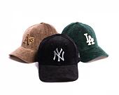 Kšiltovka New Era 9FORTY MLB Wide Cord New York Yankees Black / Pearl Grey