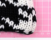 Dámský Kulich New Era - Houndstooth Beanie - Cream / Black