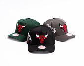 Kšiltovka Mitchell & Ness  - NBA Born To Win - Pro Pinch Snapback - Chicago Bulls - Black