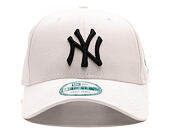 Kšiltovka New Era 9FORTY MLB League Basic New York Yankees Strapback White / Black