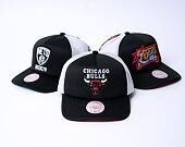 Kšiltovka Mitchell & Ness Off The Backboard Trucker Chicago Bulls Black / White