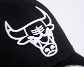 Kšiltovka New Era 9FORTY NBA Essential outline Chicago Bulls Strapback Black