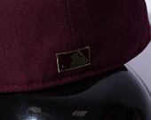 Kšiltovka New Era 59FIFTY MLB WS Sidepatch Trail Mix Oakland Athletics Frosted Burgundy