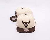 Kšiltovka Mitchell & Ness - NBA Fashion Basic 2T Snapback - Chicago Bulls - Cream