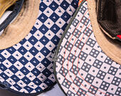 Kšiltovka Capslab - Looney Tunes Daffy Duck The Boxer - Vanilla / Navy