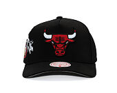 Kšiltovka Mitchell & Ness  - NBA Born To Win - Pro Pinch Snapback - Chicago Bulls - Black