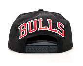 Kšiltovka Mitchell & Ness Ripstop Honeycomb Chicago Bulls Black Snapback