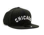 Kšiltovka New Era Classic Script Chicago White Sox 9FIFTY Black Snapback