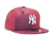Kšiltovka New Era 9FIFTY Camo New York Yankees Maroon Camo/White Snapback