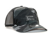 Kšiltovka New Era 9FORTY Trucker Military Flower Night Camo Snapback