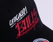 Kšiltovka Mitchell & Ness HWC Slap Sticker Classic Red Chicago Bulls Black