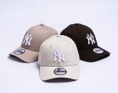 Kšiltovka New Era - MLB Essential 9FORTY - NY Yankees - Stone / White