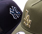 Kšiltovka New Era - MLB Outline 9FORTY Trucker - NY Yankees - Navy