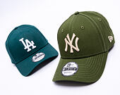 Kšiltovka New Era - MLB Essential 9FORTY - NY Yankees - Rifle Green / Stone